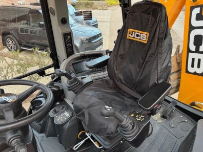 JCB 4CX Sitemaster Pro