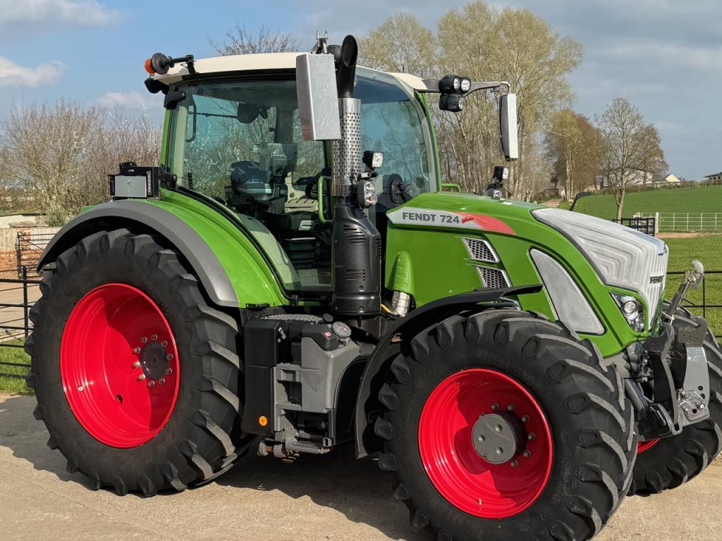 Fendt 724 Profi-Plus