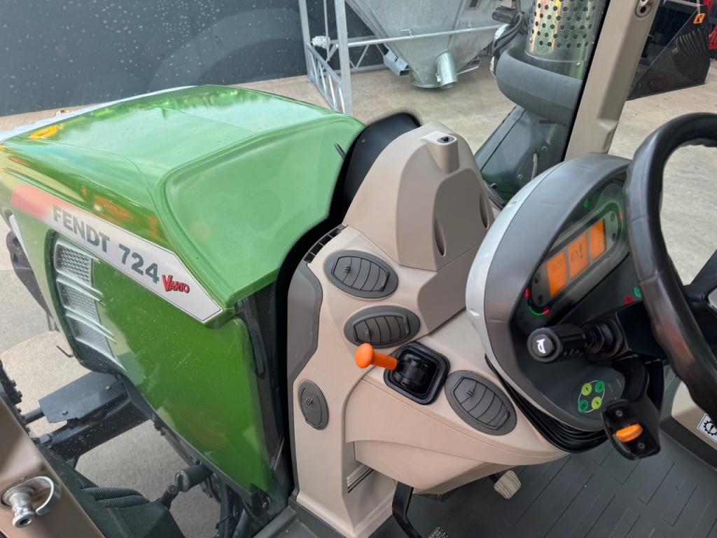 Fendt 724 Profi-Plus
