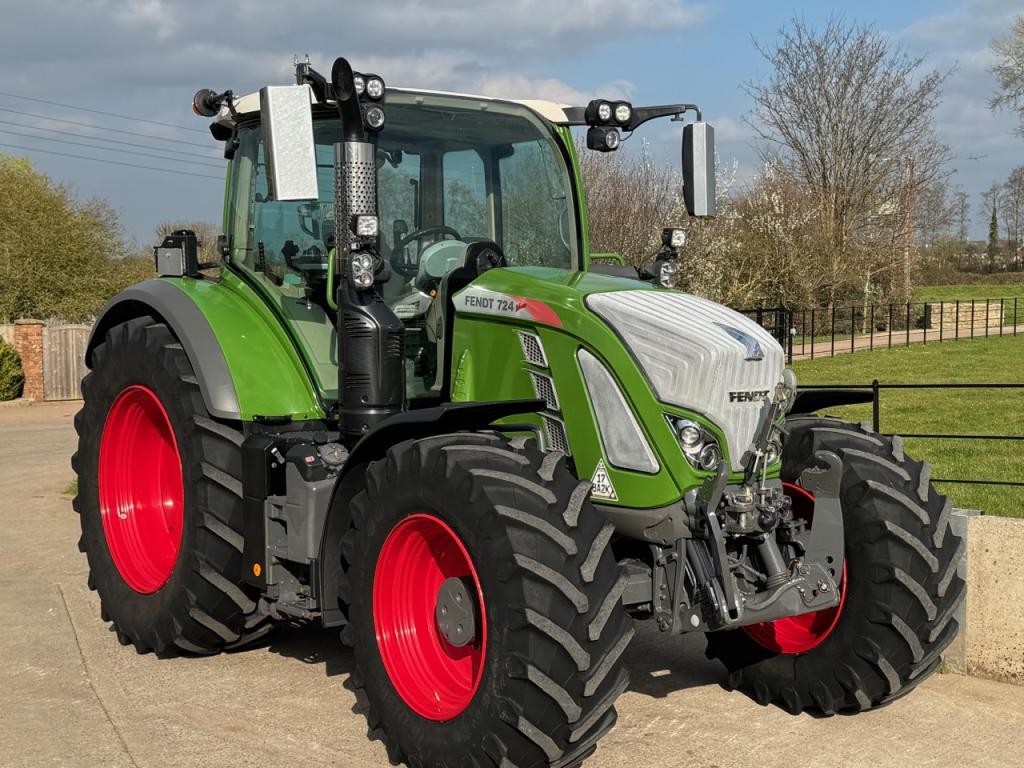 Fendt 724 Profi-Plus