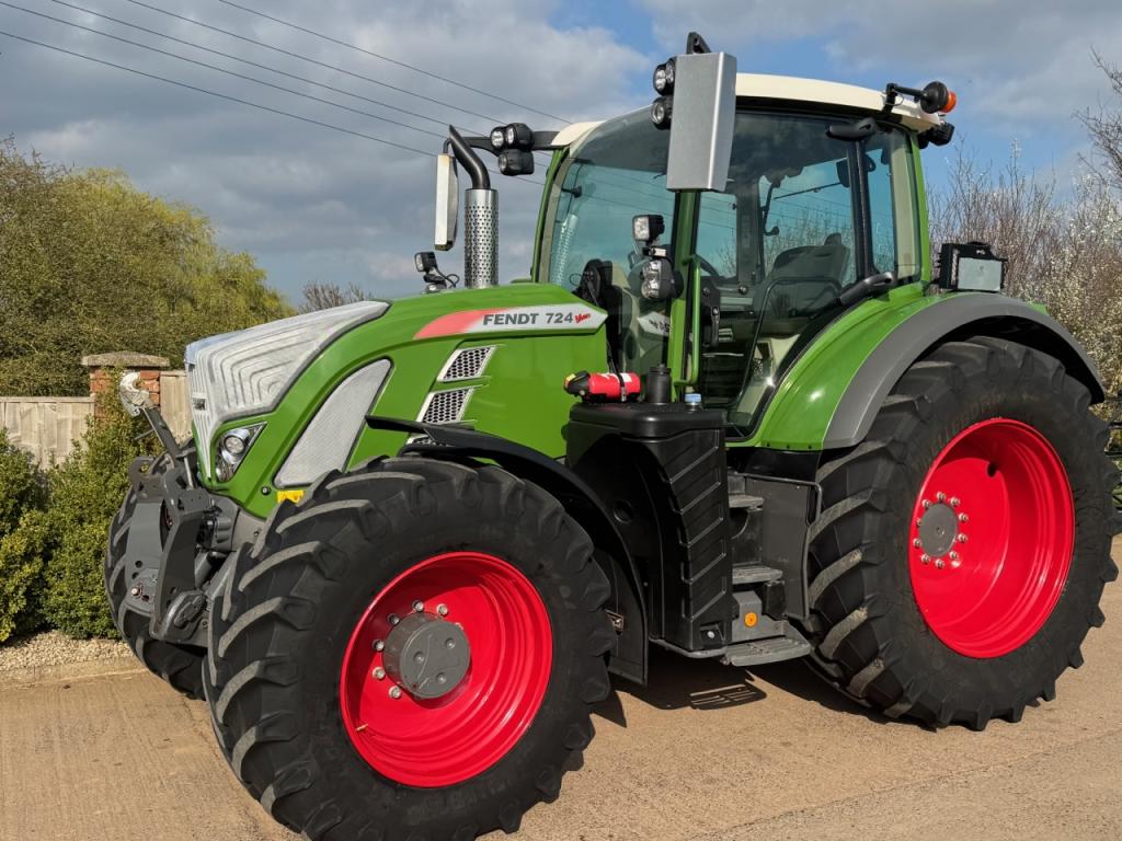 Fendt 724 Profi-Plus