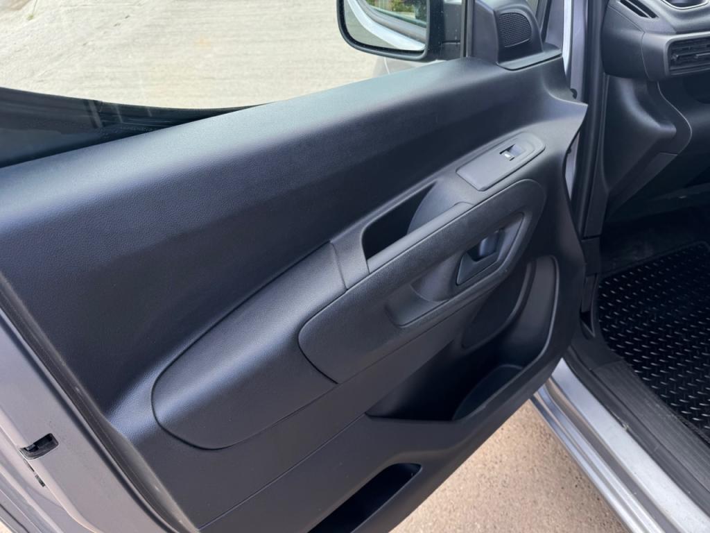 Vauxhall Combo van