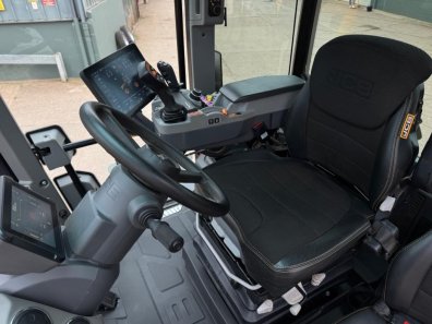 JCB 4220 iCON Fastrac