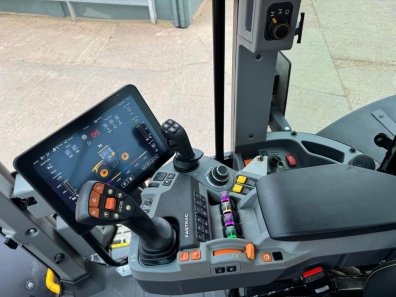 JCB 4220 iCON Fastrac