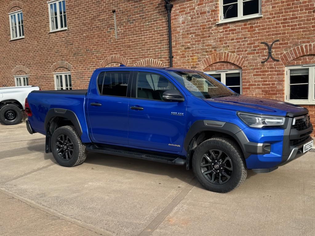 Toyota Hi-Lux Invincible X 2.8 Diesel