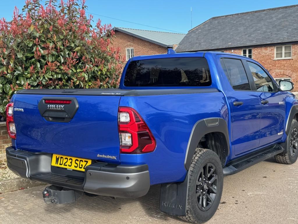 Toyota Hi-Lux Invincible X 2.8 Diesel