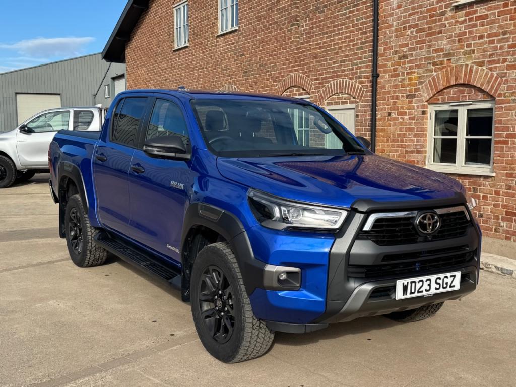 Toyota Hi-Lux Invincible X 2.8 Diesel
