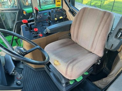 John Deere 6800