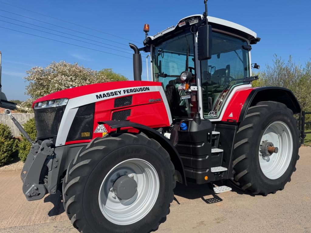 Massey Ferguson 8S.265 Exclusive