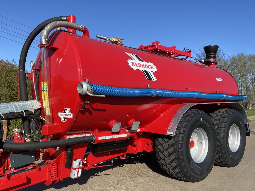 Redrock 3500 gallon tanker