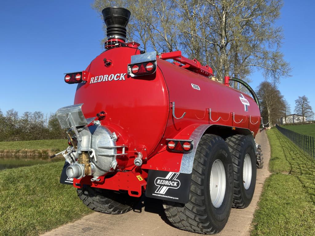 Redrock 3500 gallon tanker
