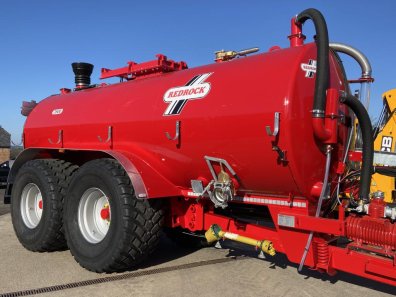 Redrock 3500 gallon tanker