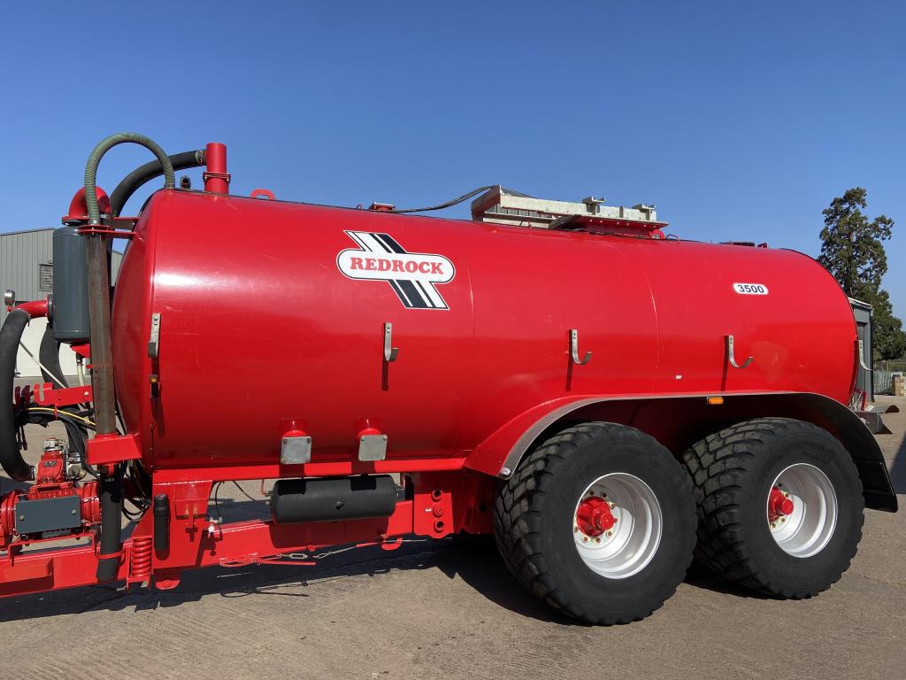 Redrock 3500 gallon tanker