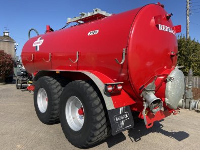 Redrock 3500 gallon tanker