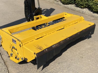 McConnel PA5455 hedge trimmer