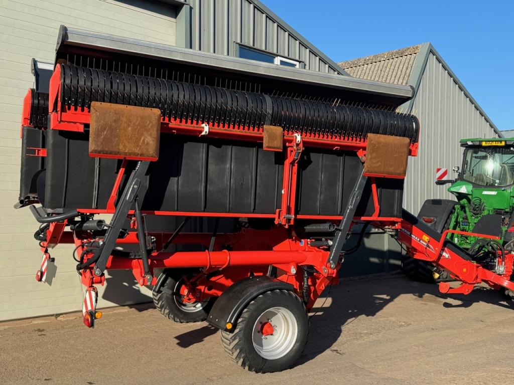 Kuhn Merge Maxx 1090