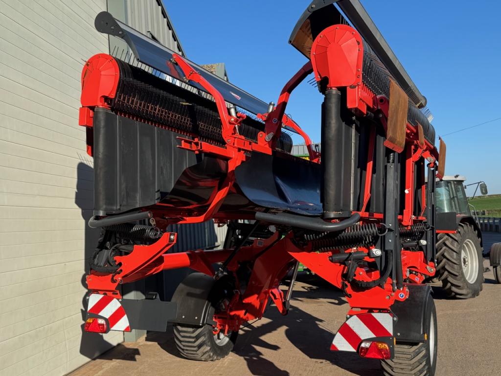 Kuhn Merge Maxx 1090