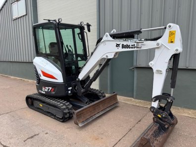 Bobcat E27Z digger