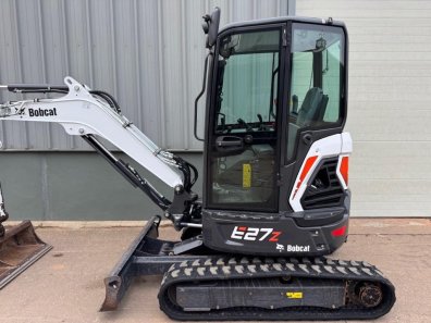 Bobcat E27Z digger