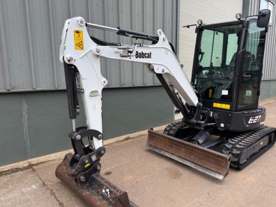 Bobcat E27Z digger