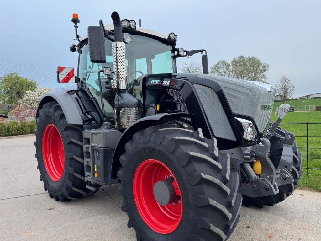 Fendt 828 Profi-Plus