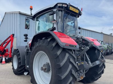 Massey Ferguson 8S.265 Exclusive