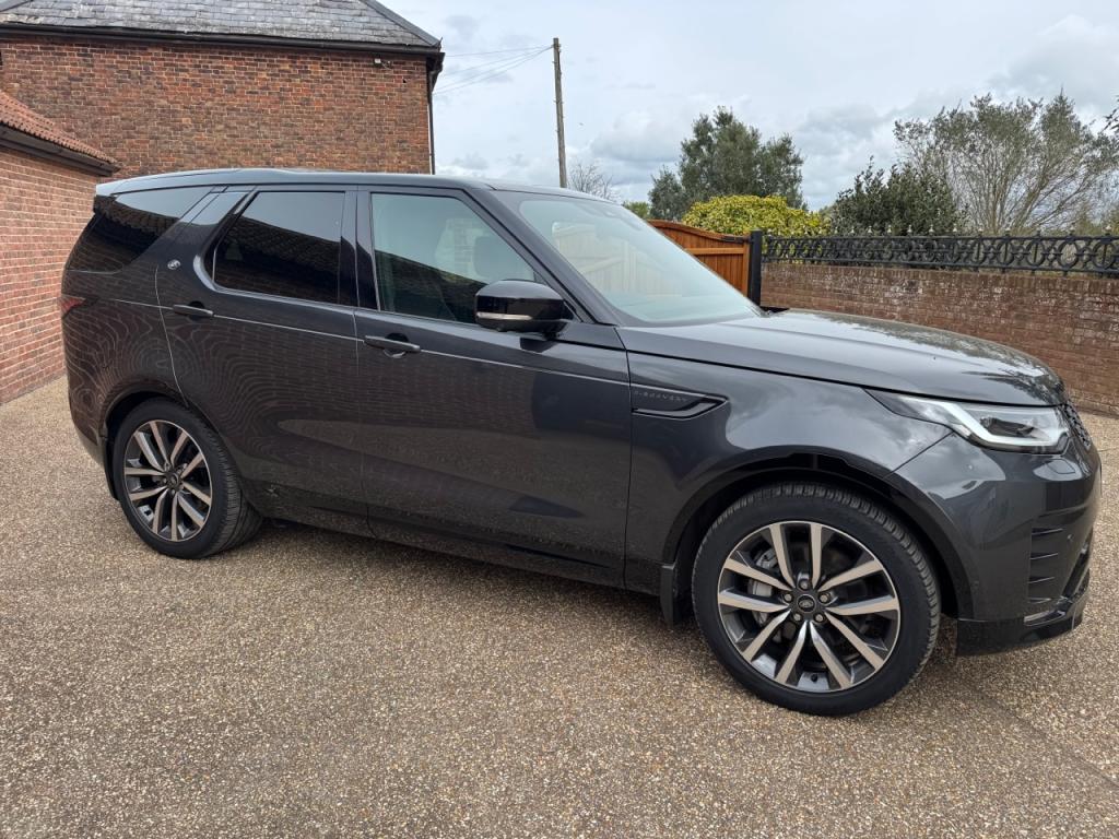 Land Rover Discovery SE R-Dynamic D300