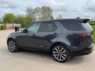 Land Rover Discovery SE R-Dynamic D300