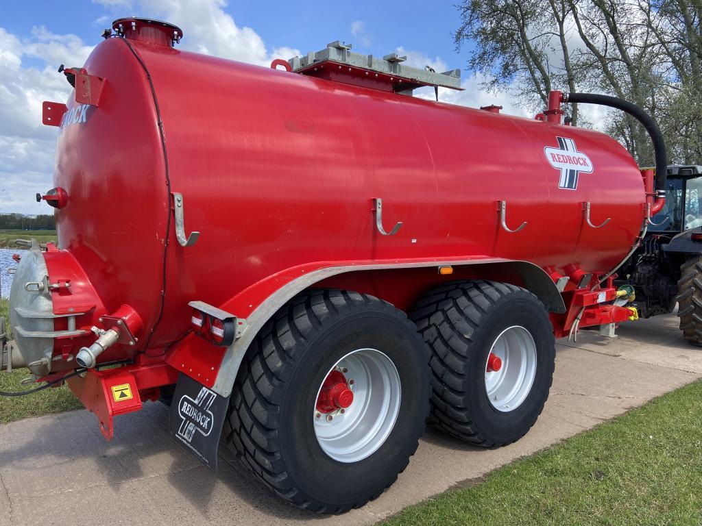 Redrock 3500 gallon tanker
