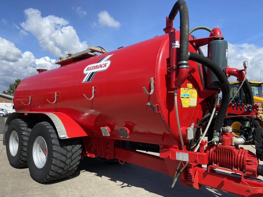 Redrock 3500 gallon tanker