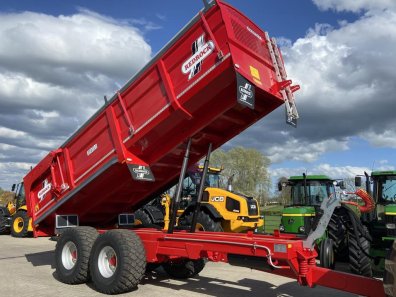 Redrock 220/20 grain trailer