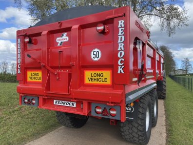 Redrock 220/20 grain trailer