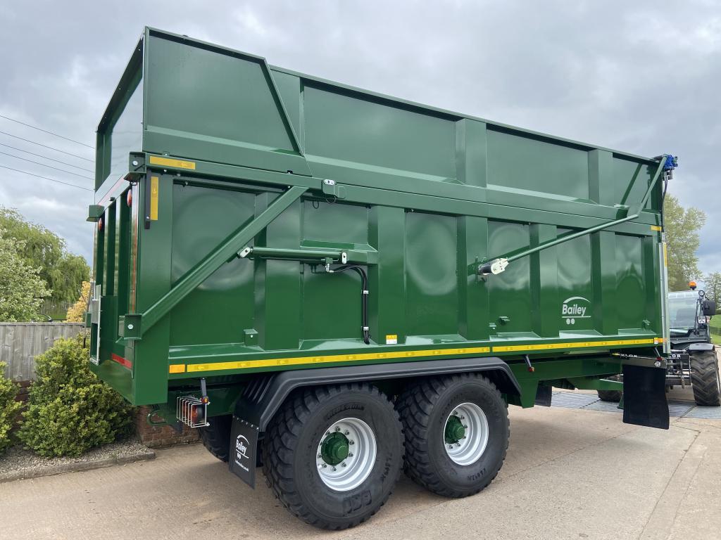 Bailey 16 ton TB silage trailer