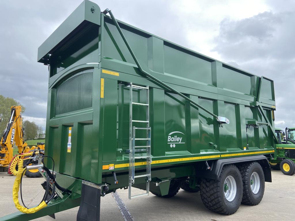 Bailey 16 ton TB silage trailer