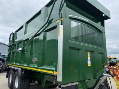 Bailey 16 ton TB silage trailer