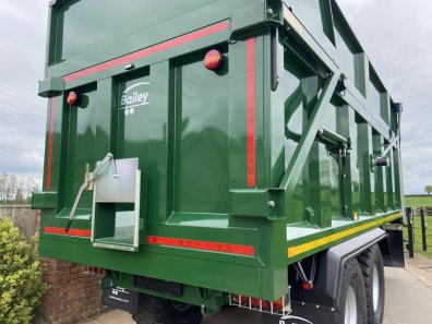 Bailey 16 ton TB silage trailer
