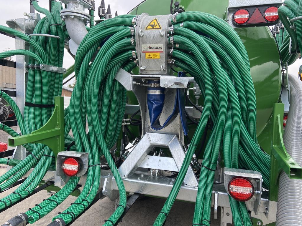 Redrock 3000 Gallon tanker