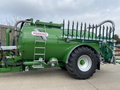 Redrock 3000 Gallon tanker