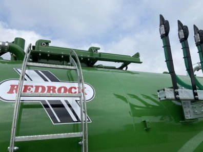 Redrock 3000 Gallon tanker