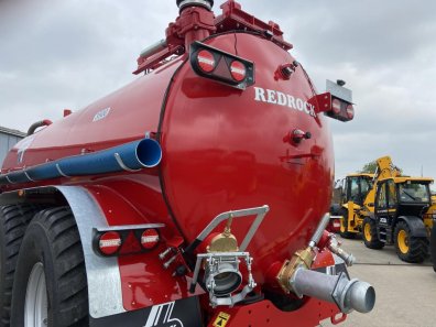 Redrock 3500 Gallon tanker