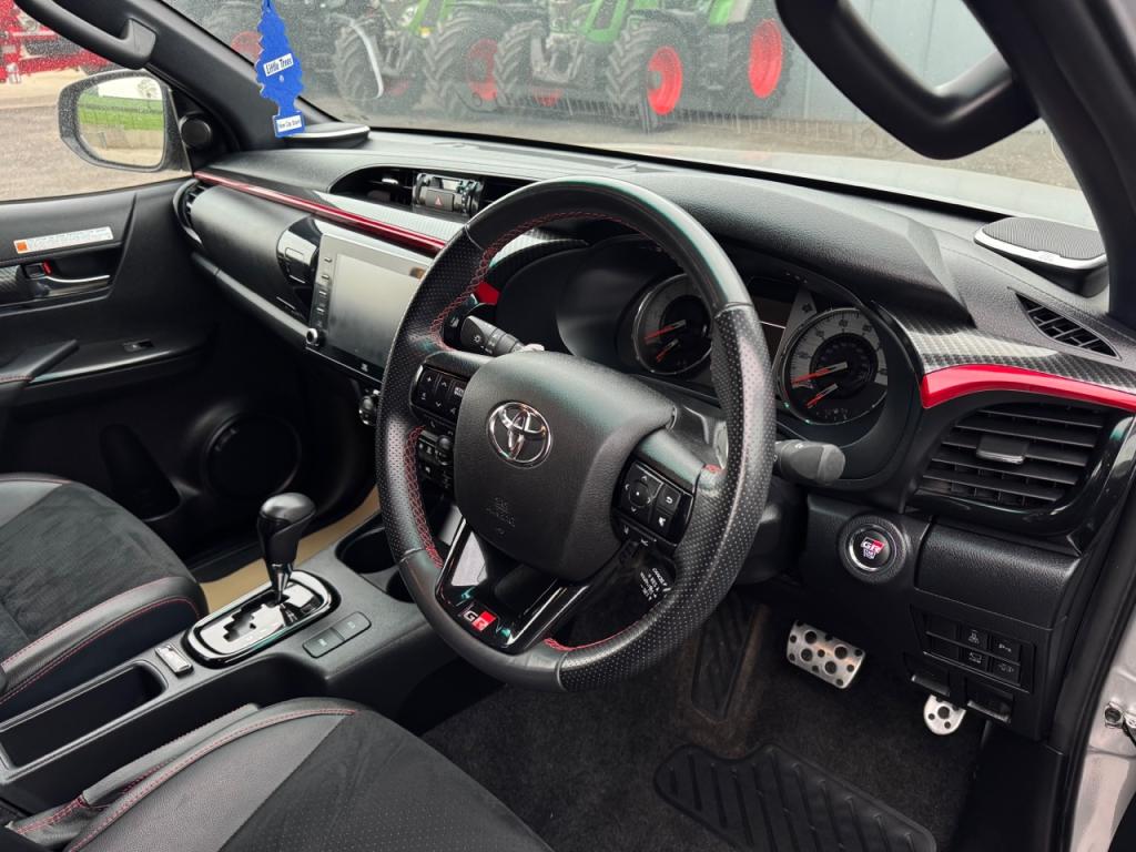 Toyota Hi-Lux GR Sport 2.8 Diesel