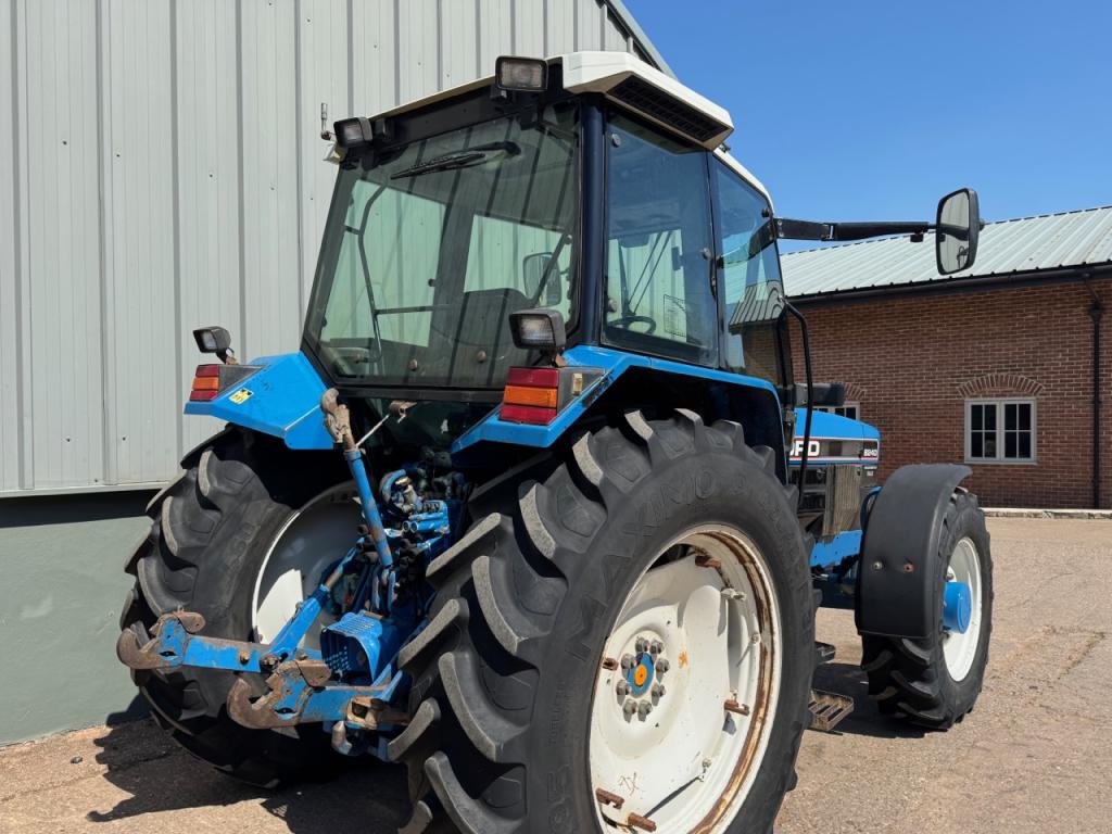 Ford 8240 SLE