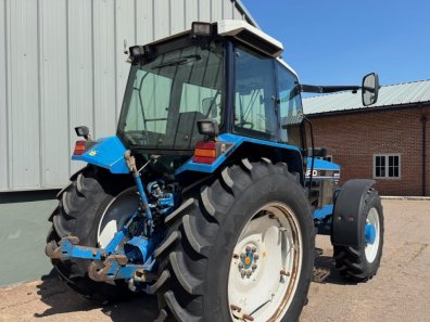 Ford 8240 SLE
