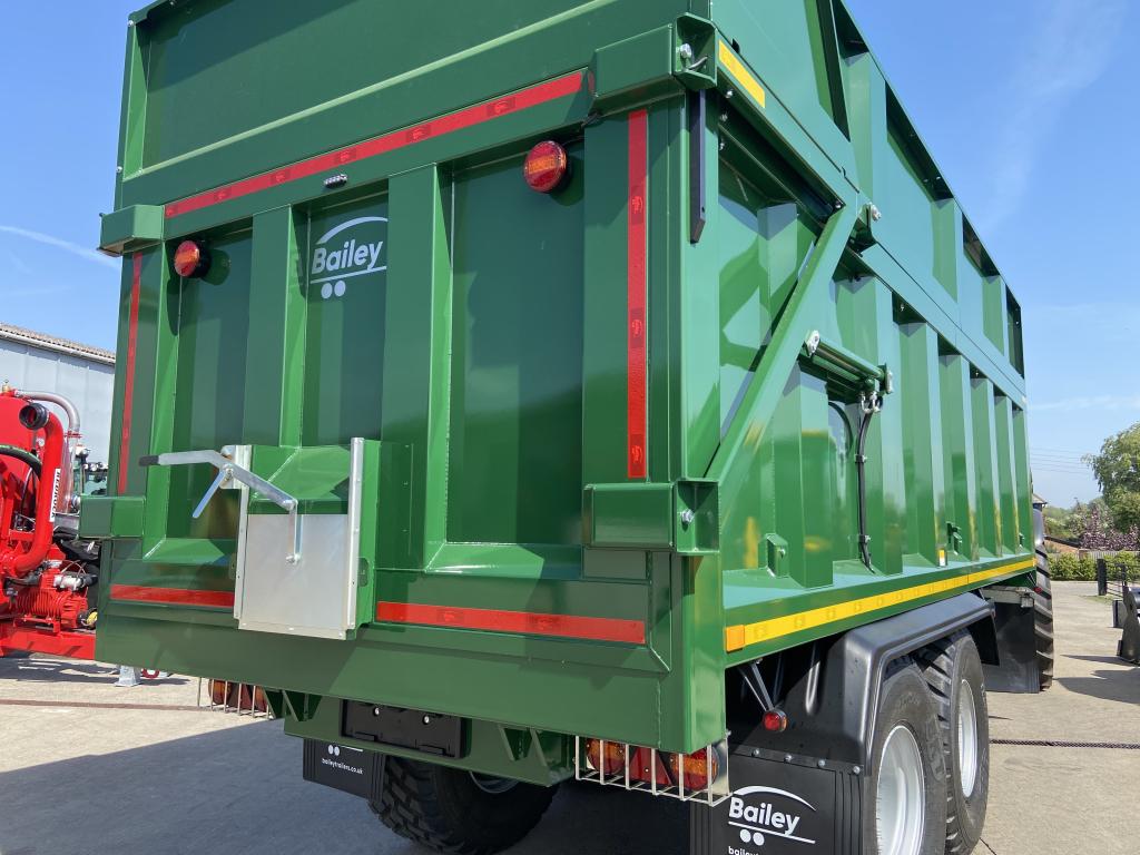 Bailey 18 ton TB silage trailer