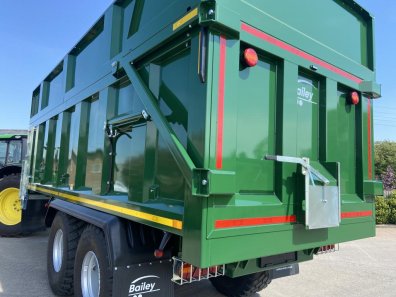 Bailey 18 ton TB silage trailer