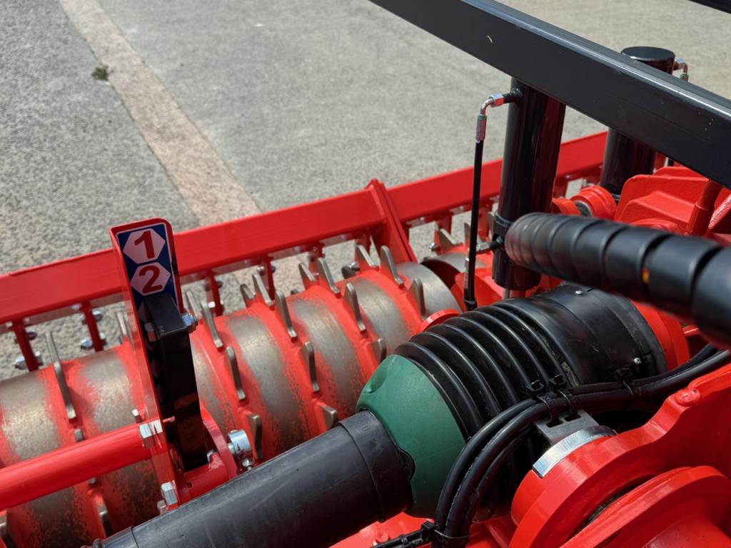 Kuhn HR 5030R 5 Metre power harrow