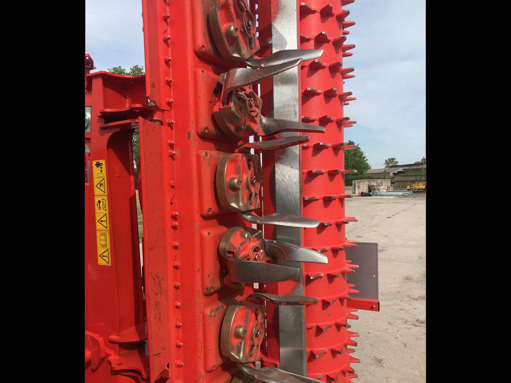 Kuhn HR 5004 5 Metre power harrow