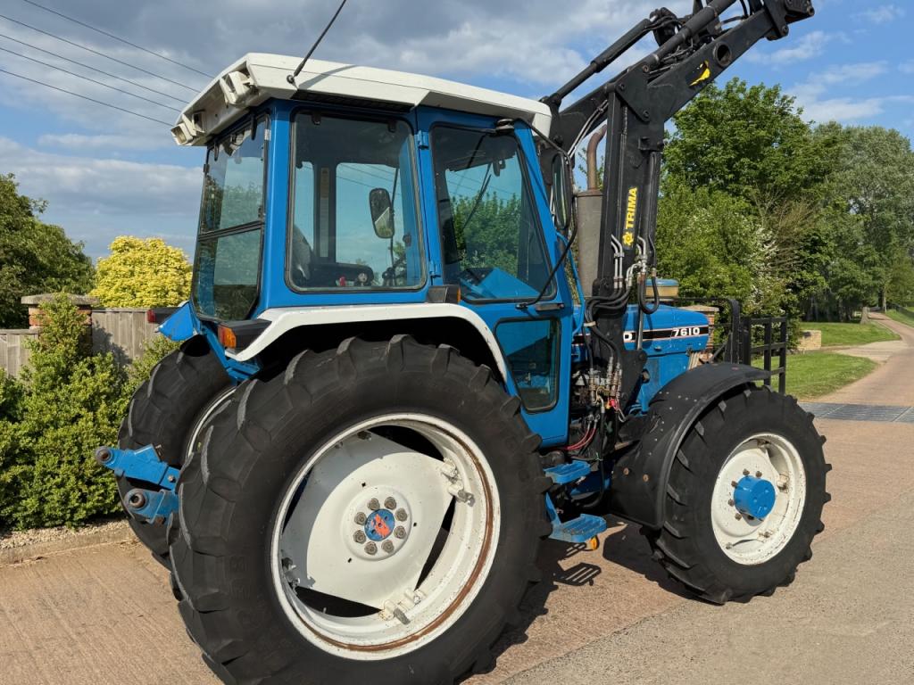 Ford 7610 Super Q