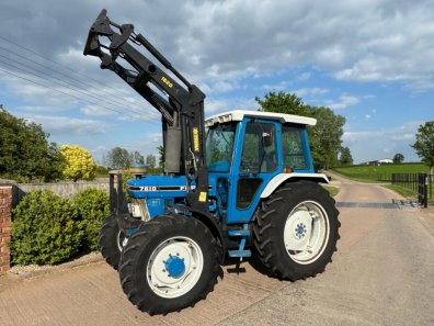 Ford 7610 Super Q