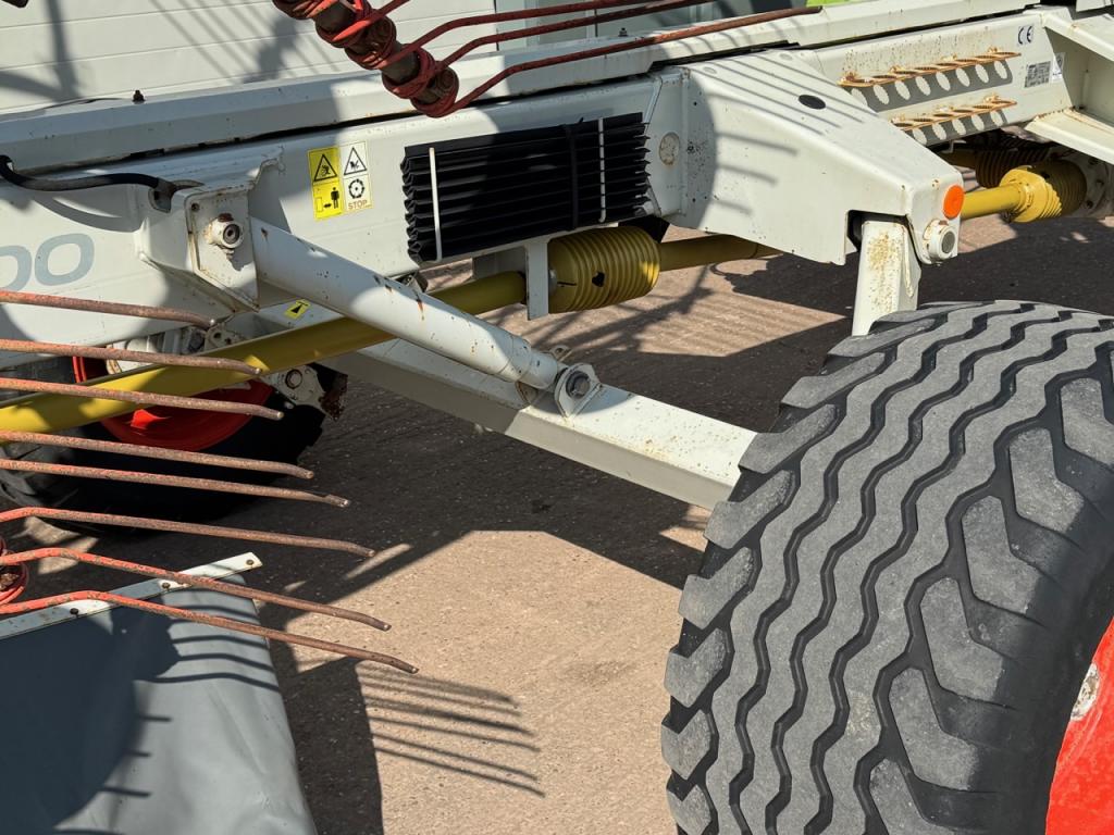 Claas Liner 3500 4 rotor rake